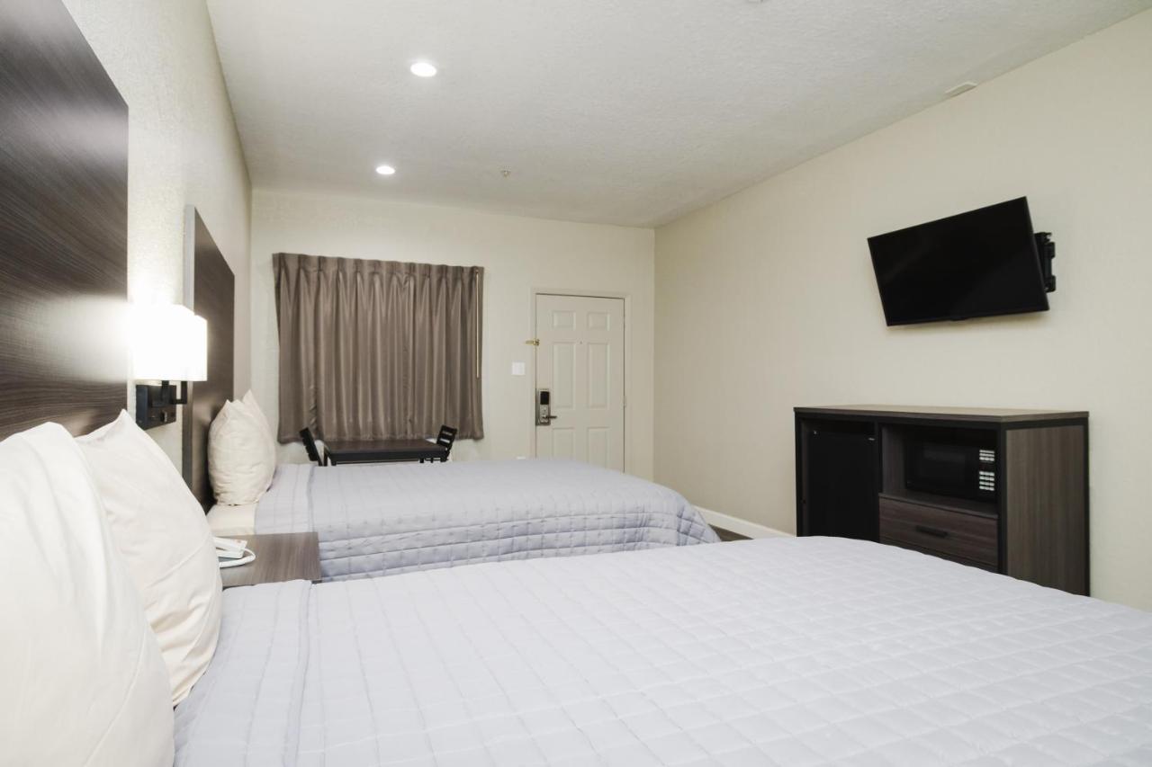 Winchester Inn And Suites Humble/Iah/North Houston Dış mekan fotoğraf